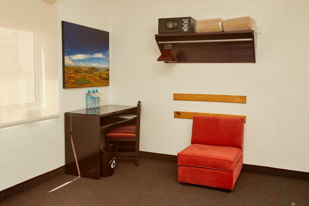 ホテル Casa Andina Standard プーノ エクステリア 写真